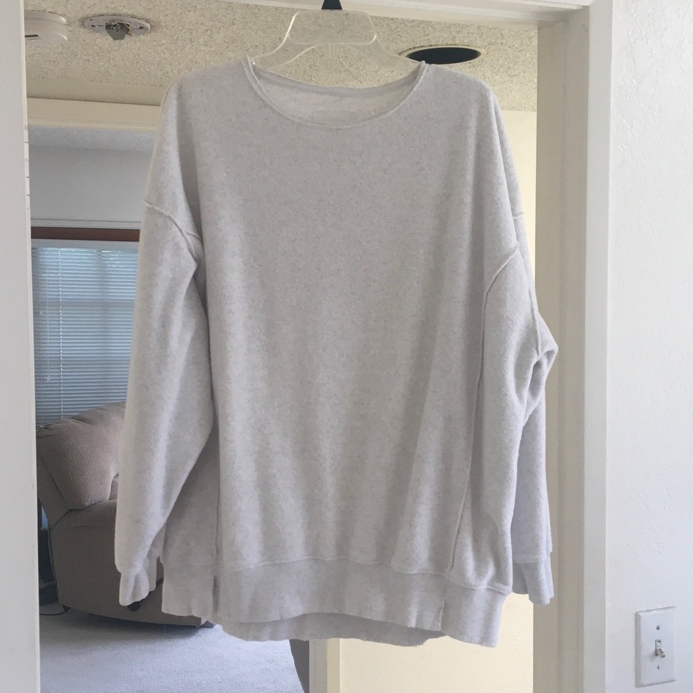 AERIE/“LOVE THE MOMENT”FRENCH TERRY SWEATSHIRT IN”CLOUD”